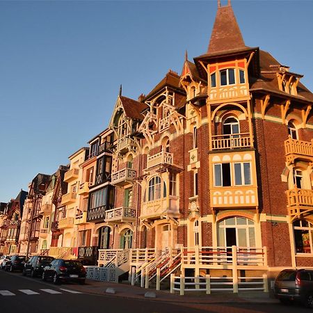 Idealement Situe "Le Studio" Les Locations Isahora Sont Aussi A 2 Pas Du Chateau D'Eu, Des Falaises Du Treport, De Mers Les Bains Et Aux Portes De La Baie De Somme Eu (Seine-Maritime) Exterior foto