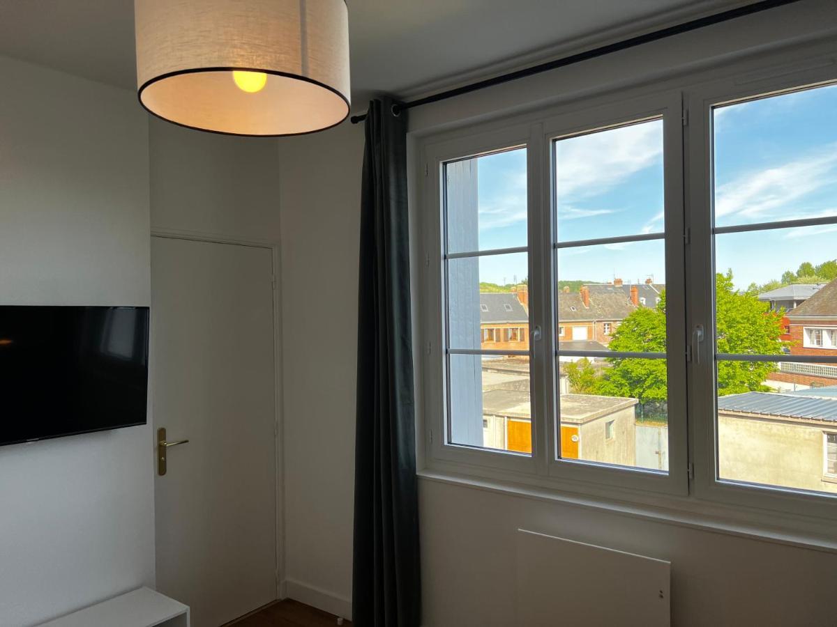 Idealement Situe "Le Studio" Les Locations Isahora Sont Aussi A 2 Pas Du Chateau D'Eu, Des Falaises Du Treport, De Mers Les Bains Et Aux Portes De La Baie De Somme Eu (Seine-Maritime) Exterior foto